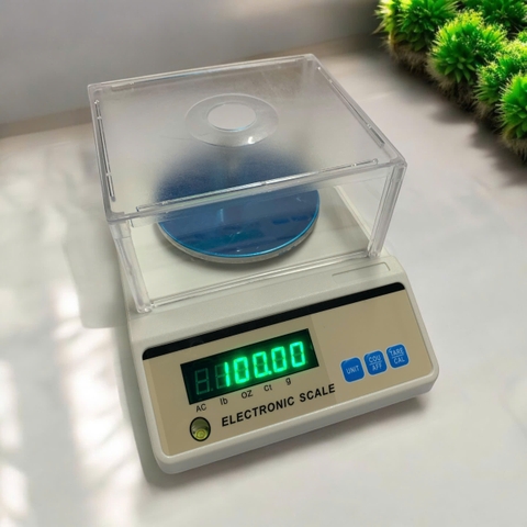 Cân điện tử 2 số lẻ 600G JCS-C. Chính xác 0.01G