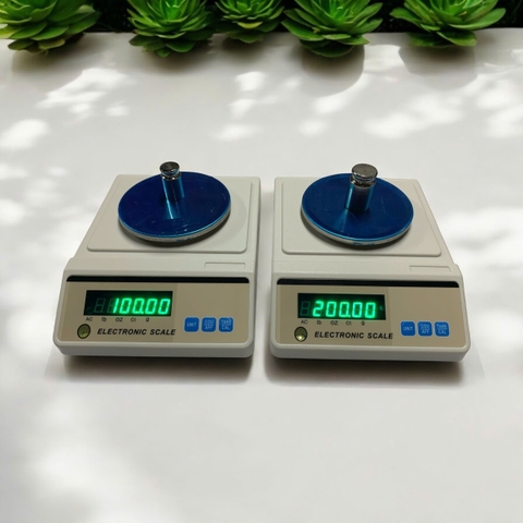 Cân điện tử 2 số lẻ 2KG JCS-C chính xác 0.01G