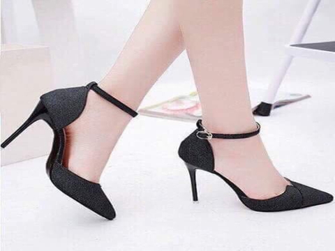 MÁCH BẠN GÁI CÁCH CHỌN SIZE GIÀY CAO GÓT CHUẨN XÁC NHẤT