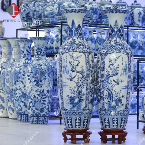 Ý Nghĩa Sử Dụng Lọ Lộc Bình Trong Thờ Cúng