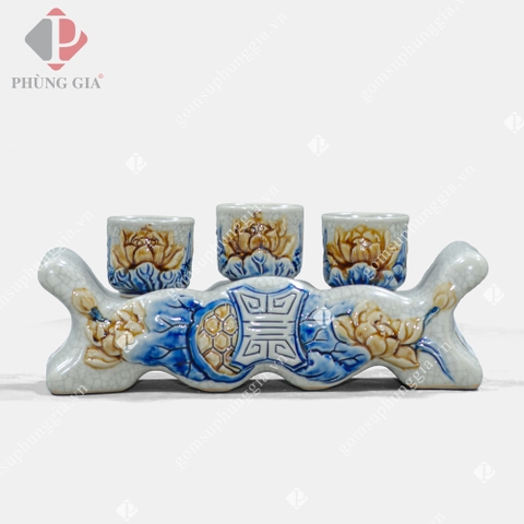 Kỷ ngai 3 chén - Hoa Sen