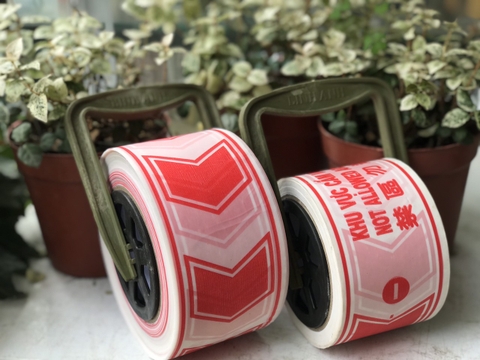 Cuộn rào cảnh báo cấm vào trắng/đỏ 2 mặt