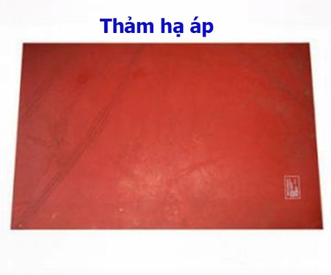 Thảm cao su cách điện hạ áp ( 1m x 0,65m)