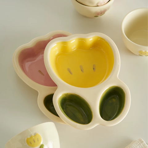 Dĩa tulip chia nhăn chất liệu gốm sứ