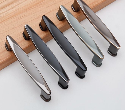 TN110- Tay nắm cửa