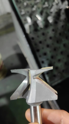 CNC68_ MŨI PHAY BO CONG VÁN