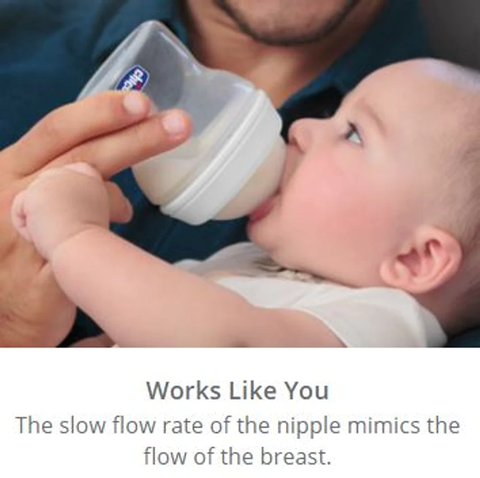 Bình sữa núm nghiêng Pisa Chicco Natural Feeling 0m+ 150ml