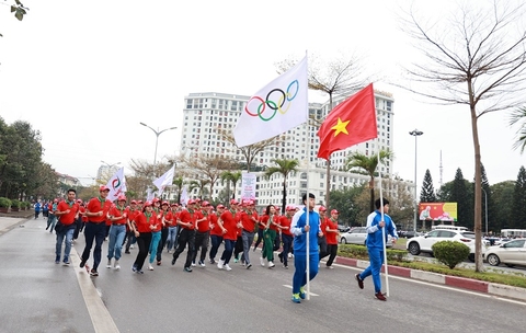 Giải chạy Nagakawa Cúp Báo Bắc Ninh sôi động hàng nghìn VĐV