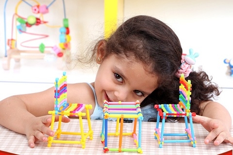 Trẻ phát triển toàn diện hơn nhờ vào đồ chơi