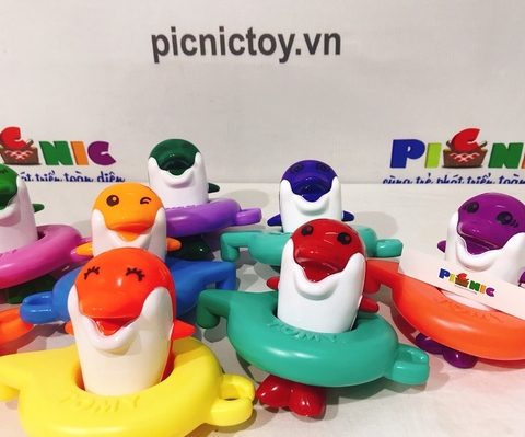Đàn cá heo vui nhộn