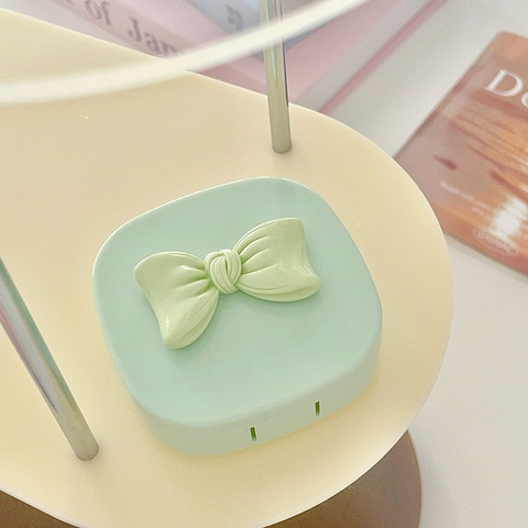 Khay vuông trơn gắn nơ kèm dụng cụ đeo