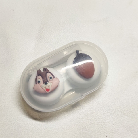 Khay đơn Hoạt Hình LUNA EYES kèm dụng cụ đeo lens