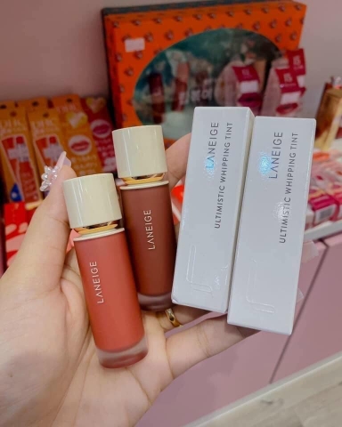 Son kem lì La neige Ultimistic Whipping Tint màu 07 Almond Rocher