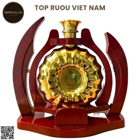 Kệ Rượu Gỗ Brandy XO Ballon D'or Gold - 700ml - 40% - Pháp