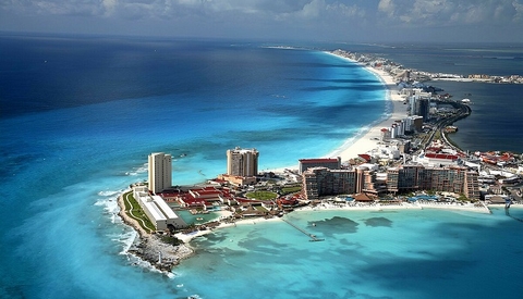 Khám Phá Thiên Đường Biển Caribbean ở Bãi Biển Cancun, Mexico