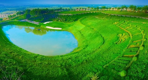 ENJOY VIETNAM GOLF COURSES IN THREE DAYS