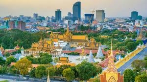 10 DAYS DISCOVERING VIETNAM AND CAMBODIA