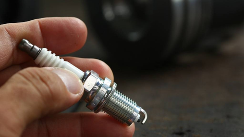 Bugi Và Tác Dụng Của Bugi đối với Động Cơ