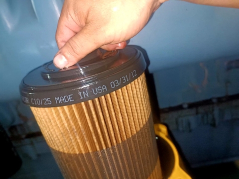 Lọc Bồn Dầu Thay Thế Parker Racor model: FBO60353, hàng mới 100%