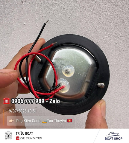 Đèn Trang Trí Chống Nước IP67 đường đi ngoài cabin, chất liệu inox 304, Ánh Sáng Vàng LED, Công Suất 2.2W,