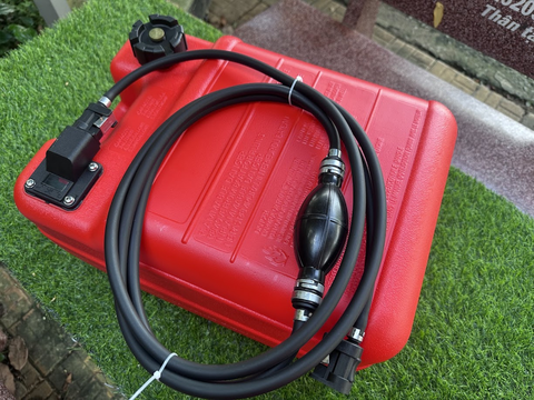 Combo Thùng Xăng Cano 24L + Tặng Dây Bo Bóp Yamaha 3 Mét