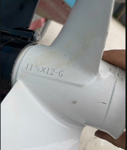 69W-45952-00 chân vịt nhôm 11-3/8 x 12G rất phổ biến cho máy 40–60HP Yamaha