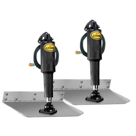 Bệ inox lắp sau đuôi ca nô kèm phụ kiện: ốc vít và gá (để giảm lắc ca nô), kích thước: 9