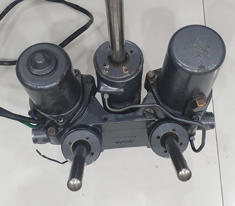 6H1-17 Ben Đuôi Máy Gắn Ngoài Yamaha 85HP  Trim Tilt