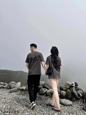 Áo thun Dior Couture Biglogo In Nhung 3D