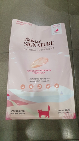 Natural Signature Cat Salmon/Chicken Hạt hữu cơ mèo 1.6kg (8 gói 200gr)