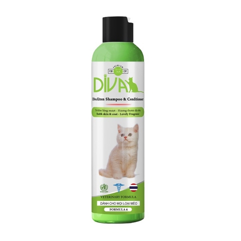 Sữa tắm cho mèo DIVA Xanh 260ml
