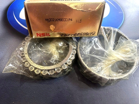 Vòng bi - Bạc đạn NN3021KMBECC1P4 NSK