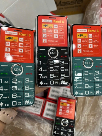 Điện thoại Masstel 4G người già Fami 8 ( 2 đèn pin siêu sáng,loa lớn,chữ lớn,bàn phím chữ to)