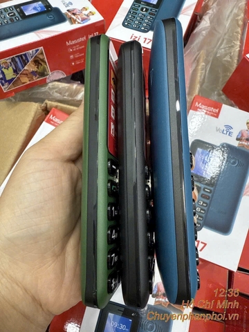 Điện thoại Masstel 4G izi 17 ( mh 1.8in,pin 1000mAh,đèn pin siêu sáng)