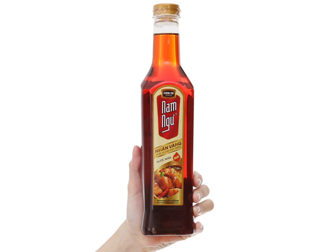 Nước mắm Nam Ngư nhãn vàng
