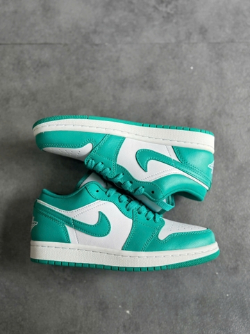 (Chính Hãng)Giày Nike Wmns Jordan 1 Low ‘New Emerald’ DC0774-132