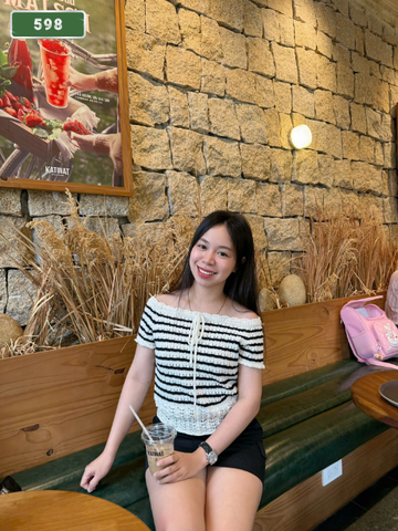 Number 598: MASSAGE SERVICES AT HOME AND HOTEL IN DA NANG (VIETNAM)