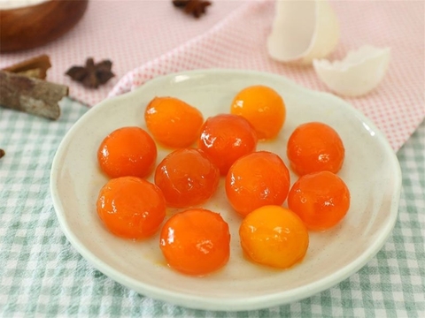 Lòng Đỏ Trứng Muối - Gói (50trứng)