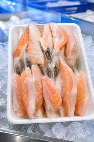 Vây Cá Hồi - 1KG