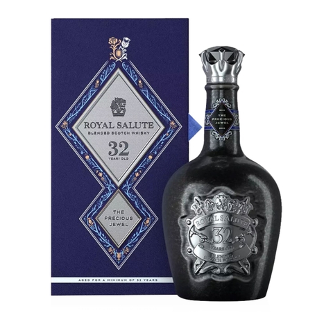 Rượu whisky pha trộn Scotland Royal Salute 32 năm