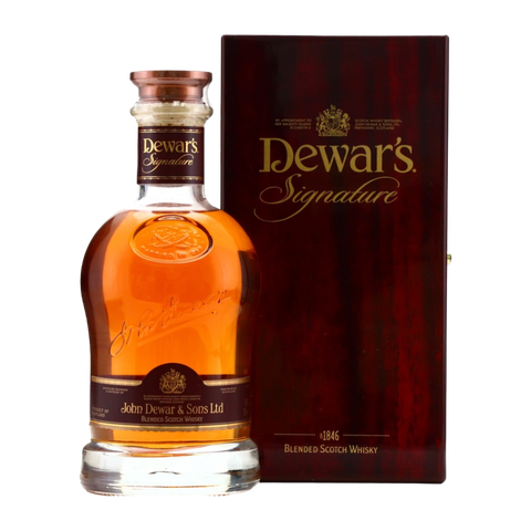 Rượu whisky pha trộn Scotland Dewar Signature hộp sơn mài