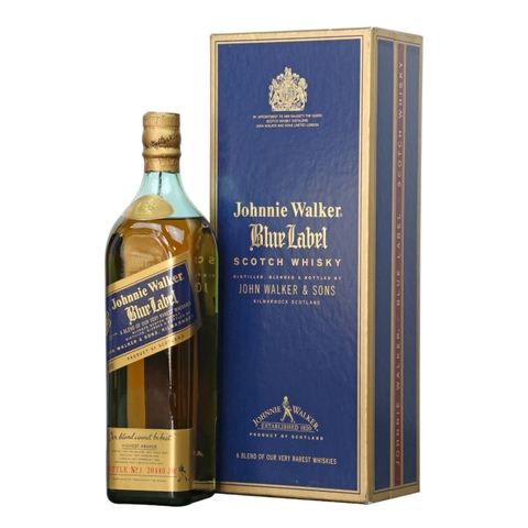 Rượu whisky pha trộn Scotland Johnnie Walker Blue Label cổ thấp