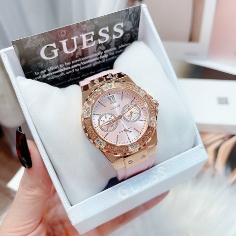 Tại Sao Bạn Nên Chọn Đồng Hồ Nam Guess Để Phù Hợp Với Phong Cách Của Bạn?