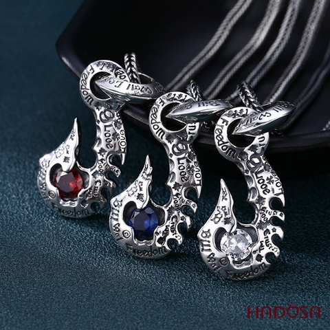 Mặt dây chuyền bạc Thái họa tiết độc lạ