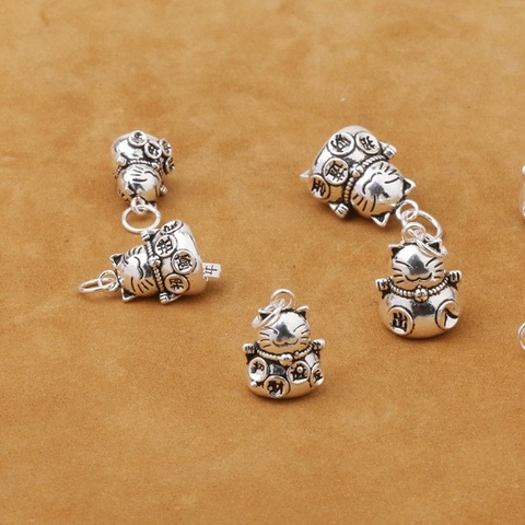 Mặt treo Mèo Cát Tường