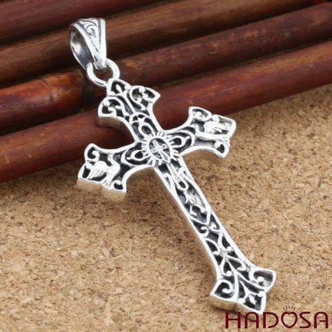 Mặt dây chuyền thánh giá bạc Thái