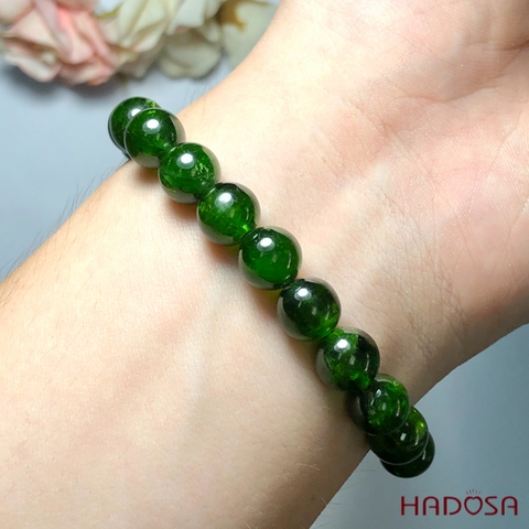 Vòng đá Diopside 9mm cao cấp chuẩn 6A Hadosa