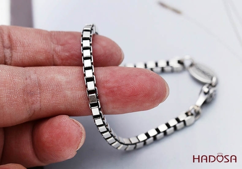 Lắc tay lục tự đại minh chú chuỳ kim cang