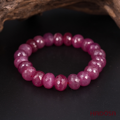 Vòng đá Ruby Thái hồng trong 11mm cao cấp