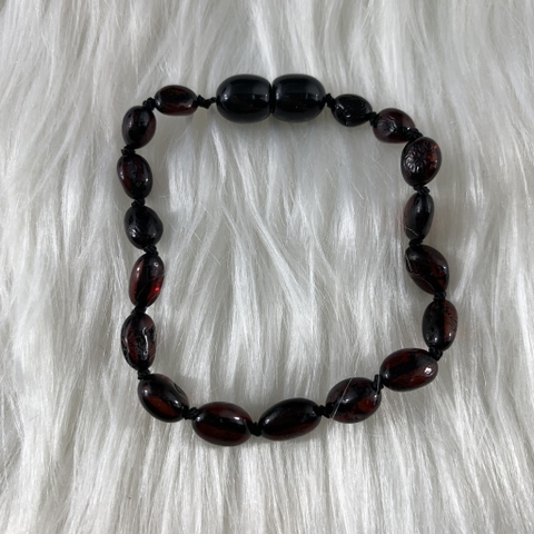 Vòng tay Hổ phách Baltic cho em bé